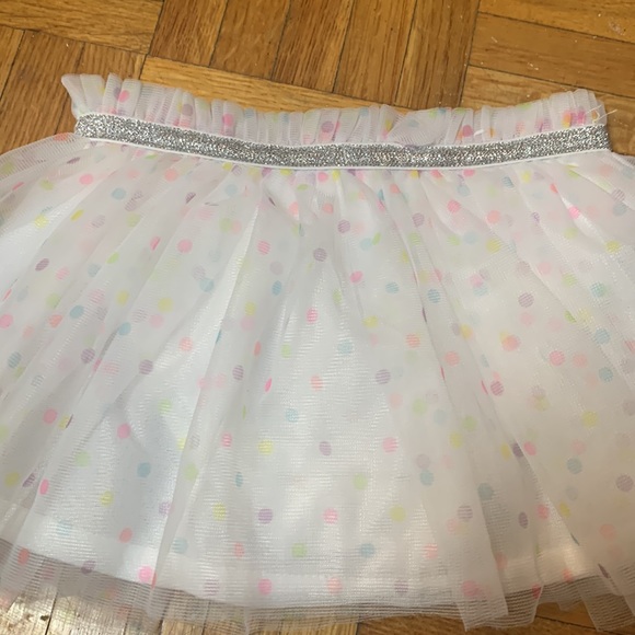 Garanimals white polka dot tulle skirt Size 0-3 months - Picture 2 of 4